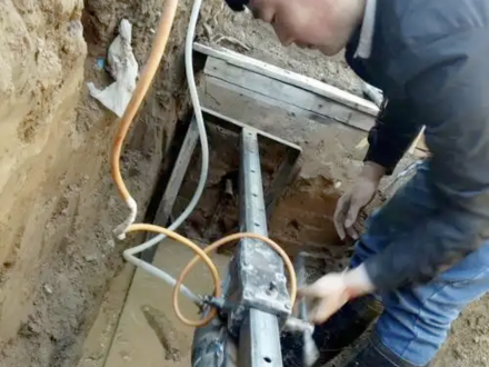 过路穿越（土钻打孔）